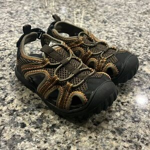 Old Navy Sandals Shoes Brown Toddlers Boys Size 7